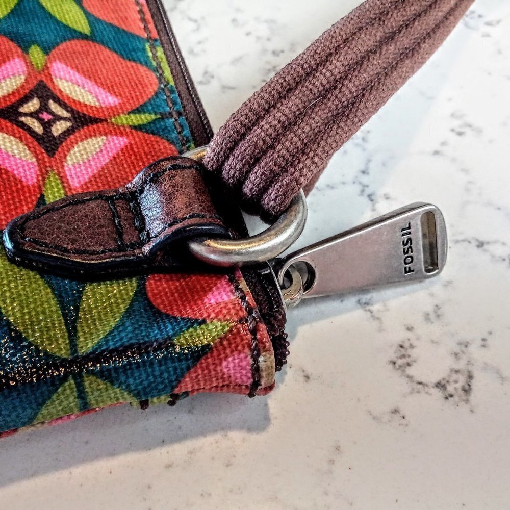 Fossil Crossbody Coated Canvas Print Bag - image 7